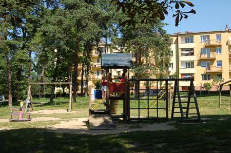 Plac zabaw na Kol. Rospontowa