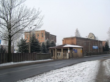 Centrum administracyjno - produkcyjne dawnej kopalni Matylda: po lewej budynek dyrekcji, w głębi po prawej budynek płuczki.
